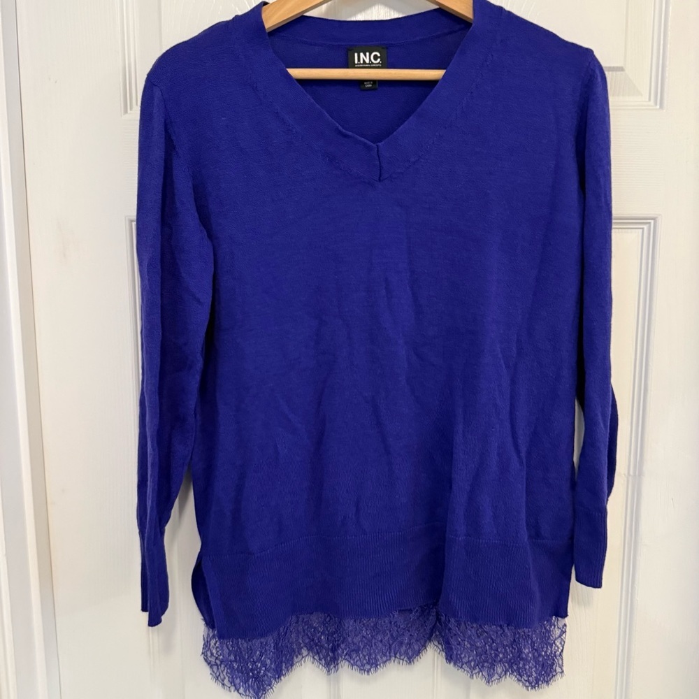 Like New INC International Concepts V-neck Lace Hem Sweater